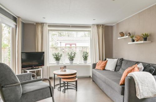 Bosgebied Hoenderloo Apartment | Ruime luxe 4 persoons Chalet midden op de Veluwe