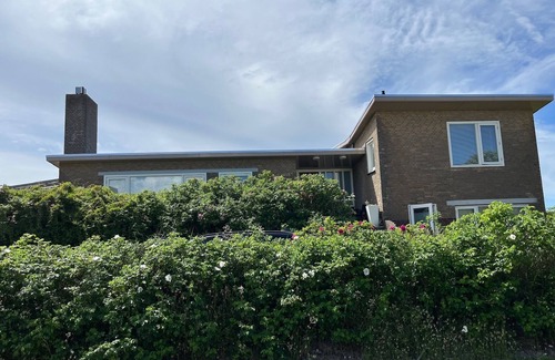 Municipality of Bergen House | Ruime Vakantiewoning Voor Meerdere Gezinnen Direct aan zee