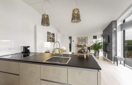 Wemeldinge House | Ruisweg 89 by Interhome