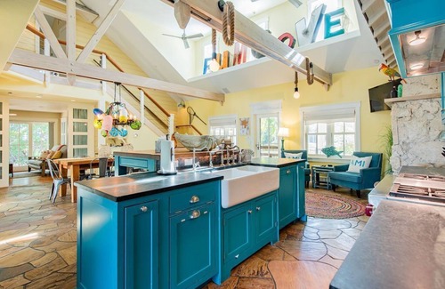 Anna Maria House | Rum Cove-Magical Tropical Oasis: Pool/Hot Tub, Golf Cart, Kayak, SUPs & MORE