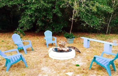 Fort White House | Rum Island Springs Cabin