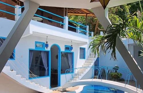 Lovina Villa | Rumah Batu