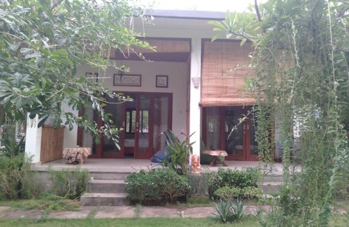 Purwakerti House | Rumah Made