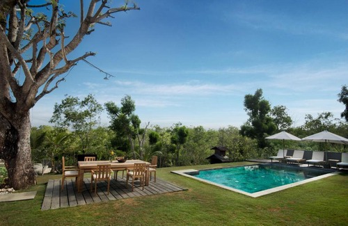 Uluwatu House | RUMAH WAYAN ULUWATU