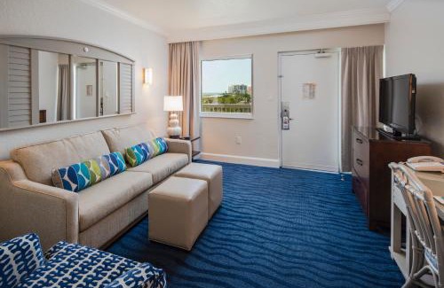 St. Pete Beach Resort | RumFish Beach at TradeWinds