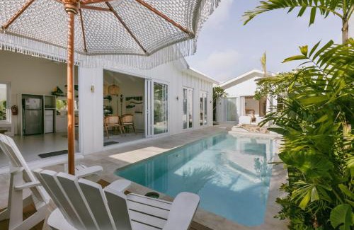 Ungasan Villa | Rumi Bumi - Tropical Beach Shack near Melasti Beach