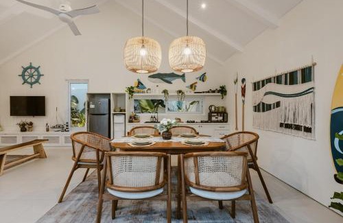 Ungasan Villa | Rumi Bumi - Tropical Beach Shack near Melasti Beach