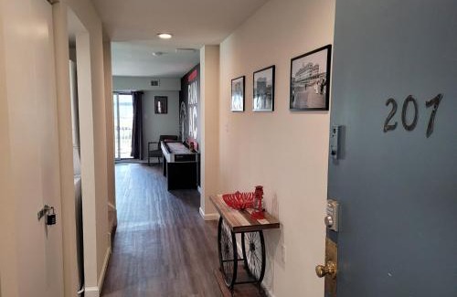 Atlantic City House | Run-AC Villa- Block from Ocean Casino & Waterpark!