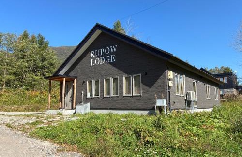 Rusutsu House | RuPow Lodge - walking distance to Rusutsu Resort