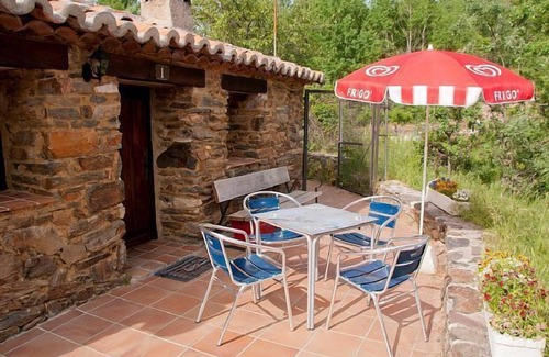 Puebla de la Sierra Cottage | Rural apartment El Yayo de la Puebla for 2 people