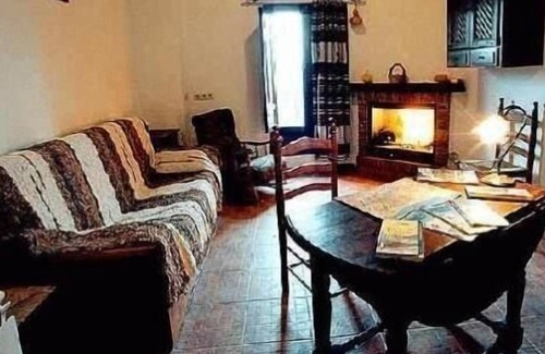 Lobras Cottage | Rural apartment El Huerto de Lobras for 2 people