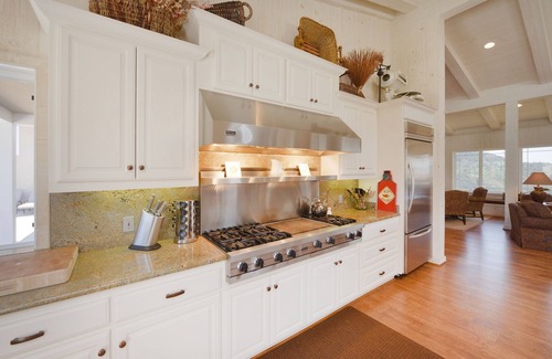 Cambria House | Rural Cambria Getaway. The Big House at Stepladder Ranch & Creamery