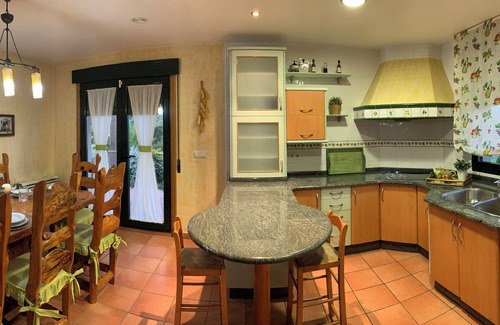 Bueu Ski Chalet | Rural chalet 400 m beach pool barbecue fireplace