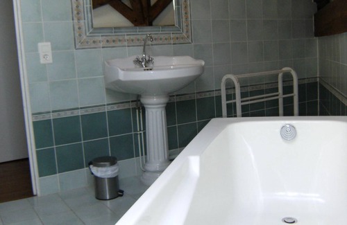 Blaymont Cottage | Rural cottage Lapeyrotte with pool and sleeps 16 in Pays de Serres-Quercy