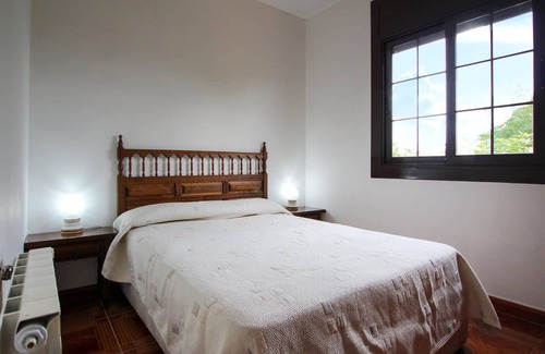 Sils House | Rural cottage with private pool.