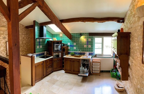 Queyssel House | Rural family peace and tranquility. Up to12 guests, self catered.