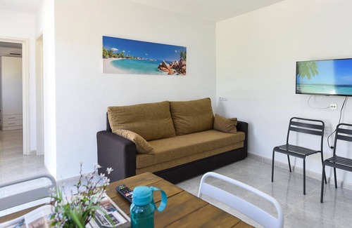 Ingenio House | Rural holiday home for families and groups with a beautiful private pool
