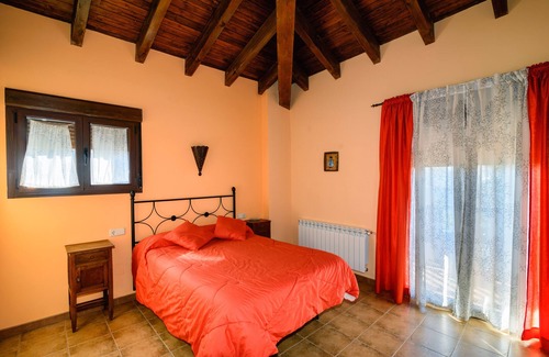 San Justo Cottage | RURAL HOUSE 8 PLAZAS TREFACIO
