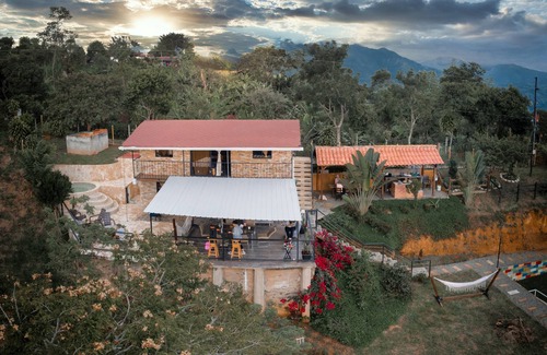 Titiribi Cottage | Rural house and viewpoint only 30 minutes from titiribi with spectacular views.