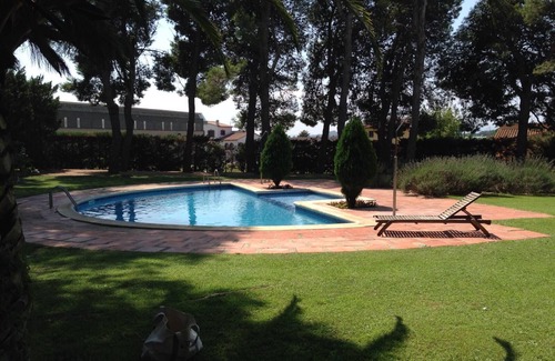Ulla Cottage | Rural house in small village, with garden and community pool.