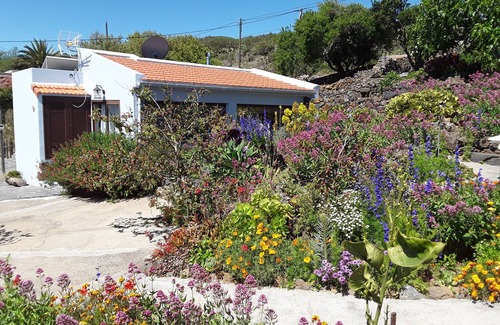 Isora Cottage | Rural house located in a natural environment in El Hierro
