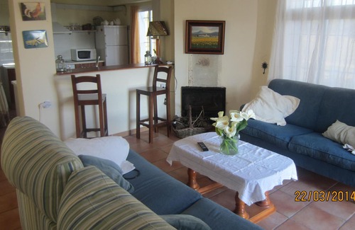 Manzanete Cottage | RURAL HOUSE NEAR THE BEACH FOR 6 PEOPLE