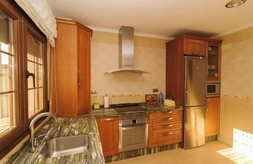 Casabermeja House | Rural house with its own salt water swimming pool, its own patio and barbecue.