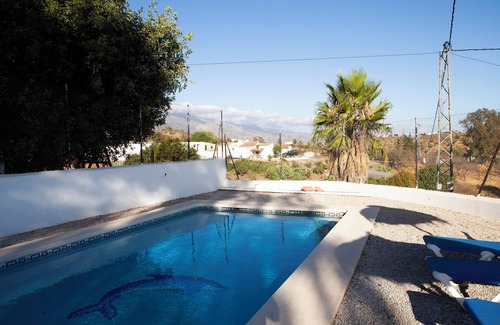 Rio Velez Cottage | Rural house with pool. Views of the sea and the mountains.