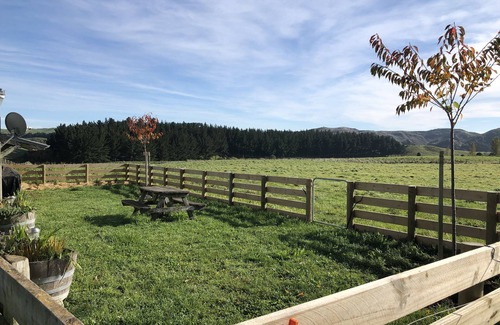 Tuki Tuki House | Rural retreat on a working farm.
