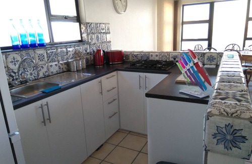Gordon's Bay Apartment | Rusoord Self-Catering Apartment