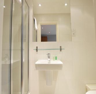 St. Pancras Apartment | Russell Square Serviced Apartments by Concept Apartments