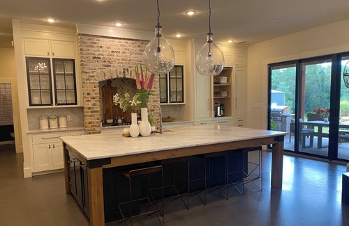 Russellville House | Russellville Eclipse Family Friendly with excellent outdoor living Space