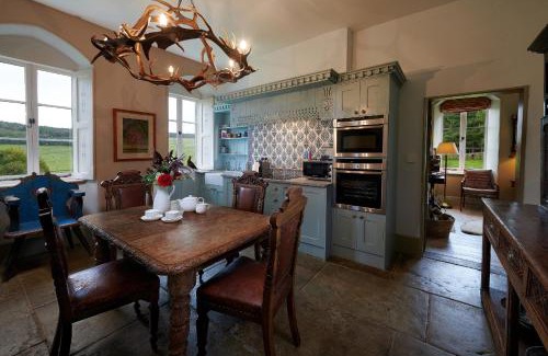 Beeley House | Russian CottageChatsworth Estate