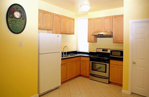 Russian Hill Apartment | Russian Hill Contemporary 3/1 Apartment, Safe and Great Location