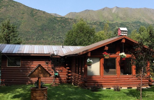 Cooper Landing House | Russian River House is located on the Kenai River, Cooper Landing AK.