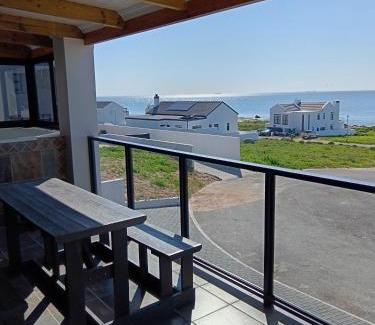 St. Helena Bay House | Russobietjie Luxury Self-catering House