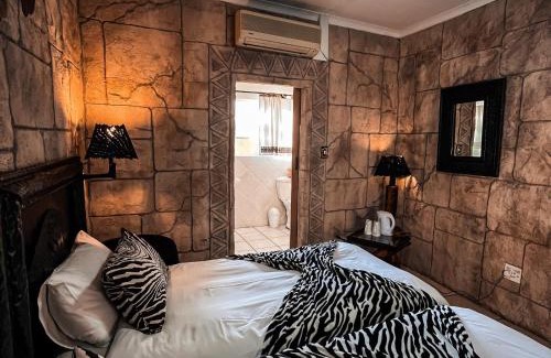 Kgetlengrivier Cabin | Rustenzicht Lodge and Wedding Venue