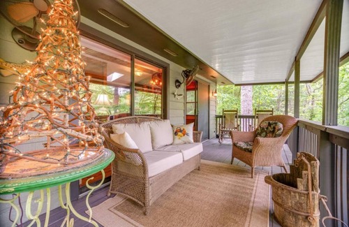 Sylva Cabin | Rustic 2BR Cabin, Mountain Views & Fishing