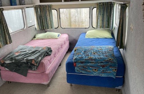 Waihi Beach Cabin | Rustic and comfortable, walk to beach and town