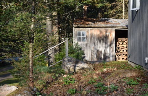 Franconia House | Rustic and Cozy Mountain Lodge - Franconia
