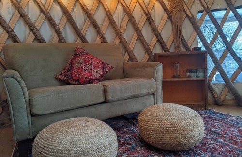 Dedham Apartment | Rustic and cozy yurt on a farm