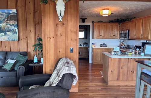Dawsonville Apartment | Rustic Apartment with Seasonal Mountain Views