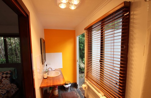 Montville Cottage | Rustic Artist s Cottage in the heart of Montville. Nice gardens and outlook.