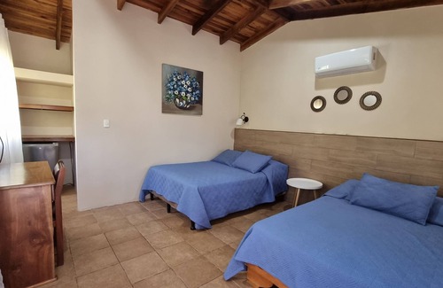 Rio Seco Cabin | Rustic cabin in Ecolodge Hotel near beaches (Pet Friendly!)