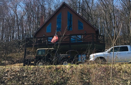 Hesston Cabin | Rustic Cabin in the Woods Close to Raystown Lake - DOG Friendly