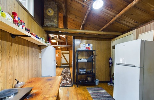 Au Train Cabin | Rustic Cabin sitting on the Edge of Lake Superior with an Outdoor Sauna