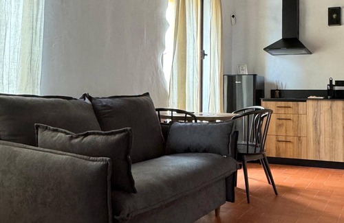 Jerez de la Frontera Old Town Apartment | Rustic Charm in the Heart of Jerez