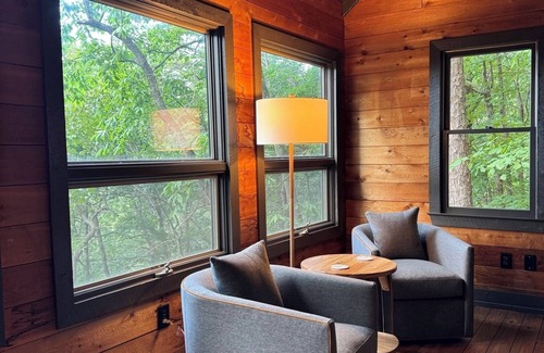 Big Canoe Cabin | Rustic Charm with a Mountain View