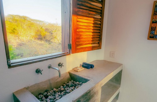 Lazaro Cardenas Villa | Rustic & Chic Ocean View Pool & Breeze