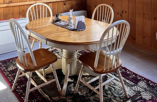 Center Conway House | Rustic Cottage in Conway, perfect for your getaway!